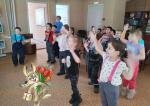 ПОЗДРАВЛЯЕМ ВСЕХ ДЕВЧОНОК!